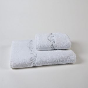 victorian embrodiered bath linen set